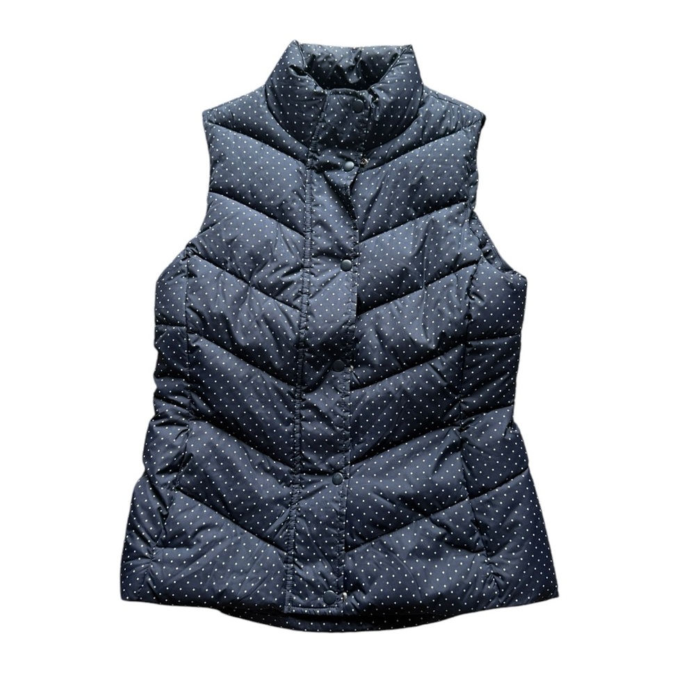 Gap women’s size extra small blue with white polkadot puffer vest.